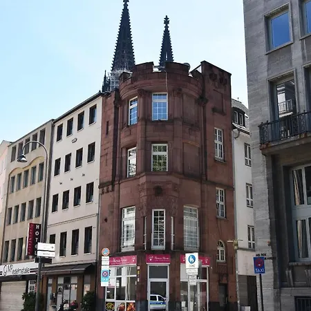 Dom Aparts Keulen Buitenkant foto